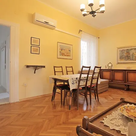 Apartment Istarska *