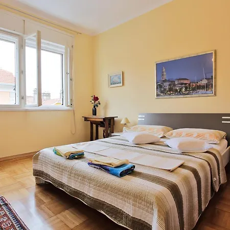 Apartment Istarska Split