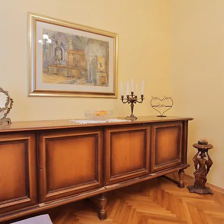 Apartment Istarska * Split